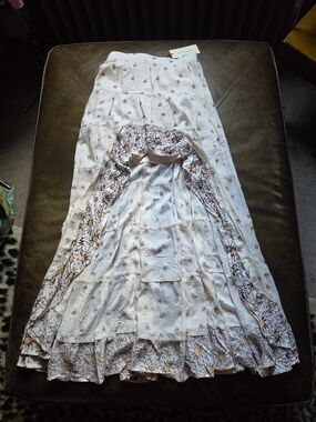 NWT Solitaire Boho Floral Tiered Maxi Skirt - Size S